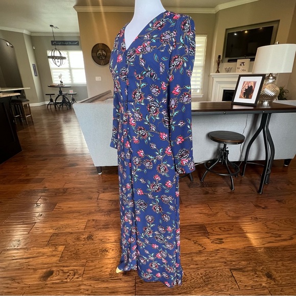 Express Maxi Dress Women's Small Blue Floral Long Roll Tab Sleeves Button Front - Picture 3 of 16